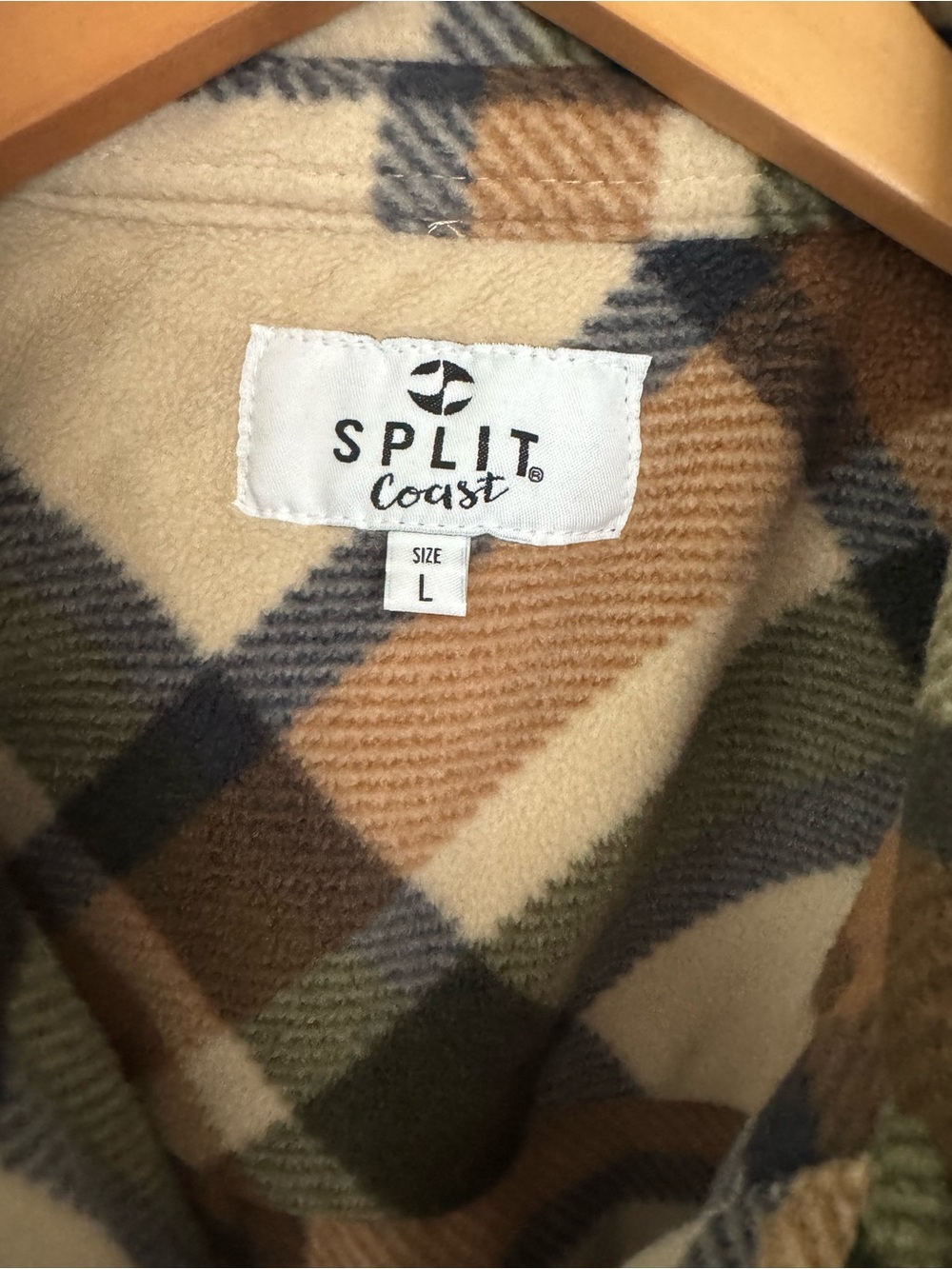 Split Coast Fleece Shacket - Large - Picture 3 of 6